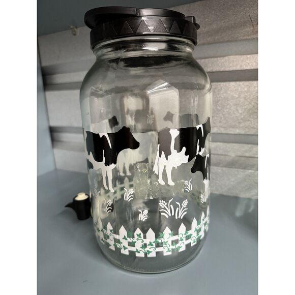 Vintage Cow Kitchen Lot – 4 Placemats, 2 Glass Milk Bottles, Large Jar w/ Lid - Picture 7 of 16